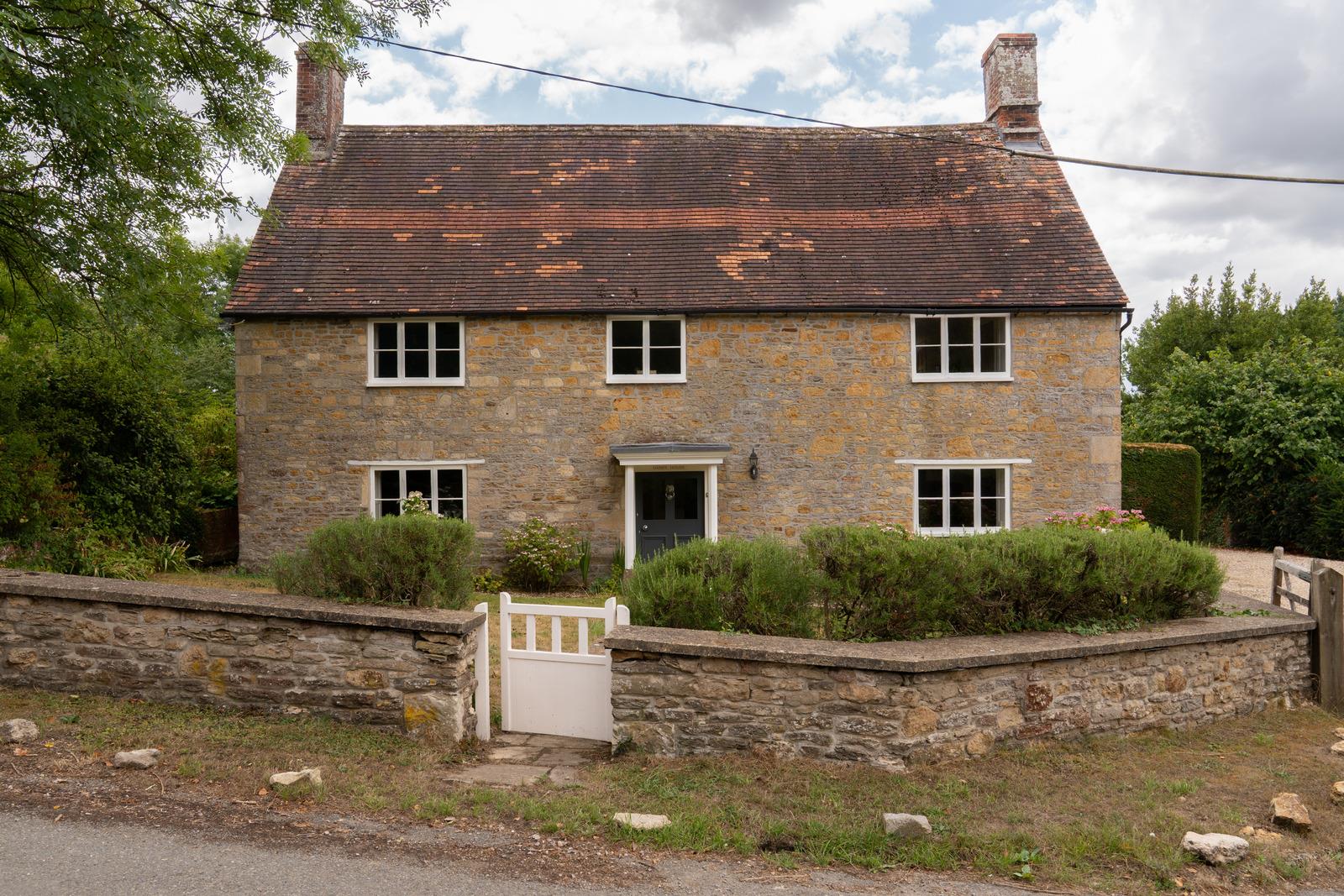 Gaines House - Image 1
